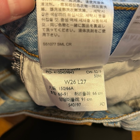 Levis Ribcage Straight Jeans - Picture 9 of 10